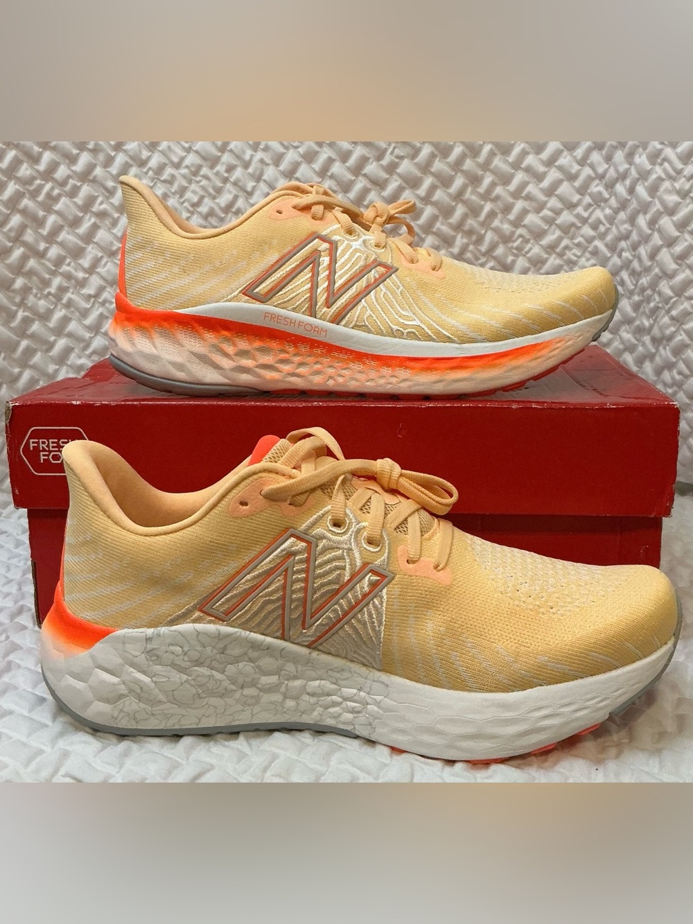 New Balance Fresh Foam X Vongo Women’s 10 Running Shoes Peach Coral